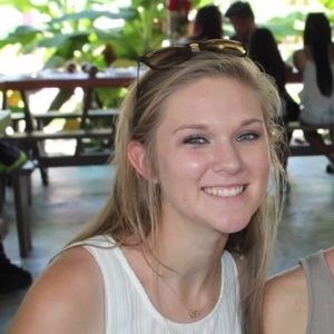 Meet your Posher, Caitlyn